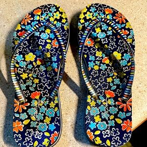Flip Flops. Vera Bradley. Size 7. Gently used